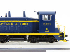 HO Walthers Proto 920-41501 C&O Chesapeake & Ohio SW9 Diesel #5251 w/DCC & Sound