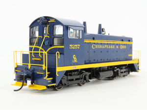 HO Walthers Proto 920-41502 C&O Chesapeake & Ohio SW9 Diesel #5257 w/DCC & Sound