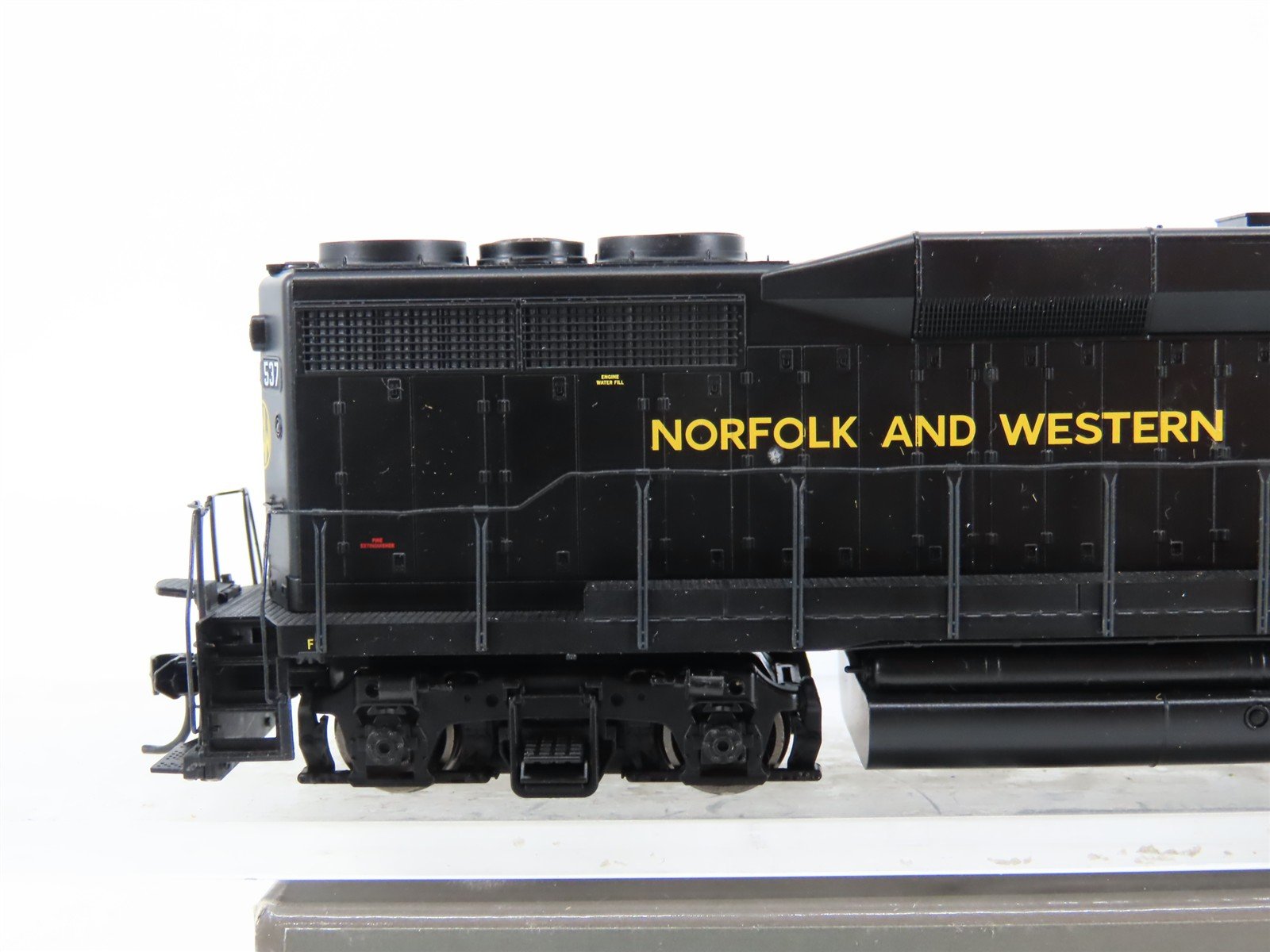 HO Walthers Proto 920-41862 N&W Norfolk & Western GP30 Diesel #537 w/DCC & Sound