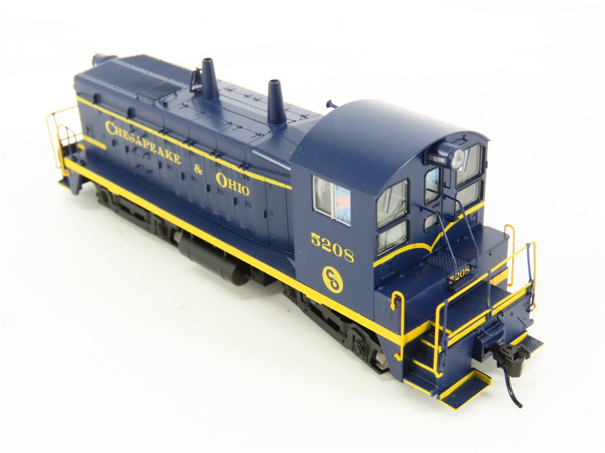 HO Walthers Mainline 910-20613 C&amp;O EMD NW2 Ph. V Diesel #5208 w/ DCC &amp; Sound