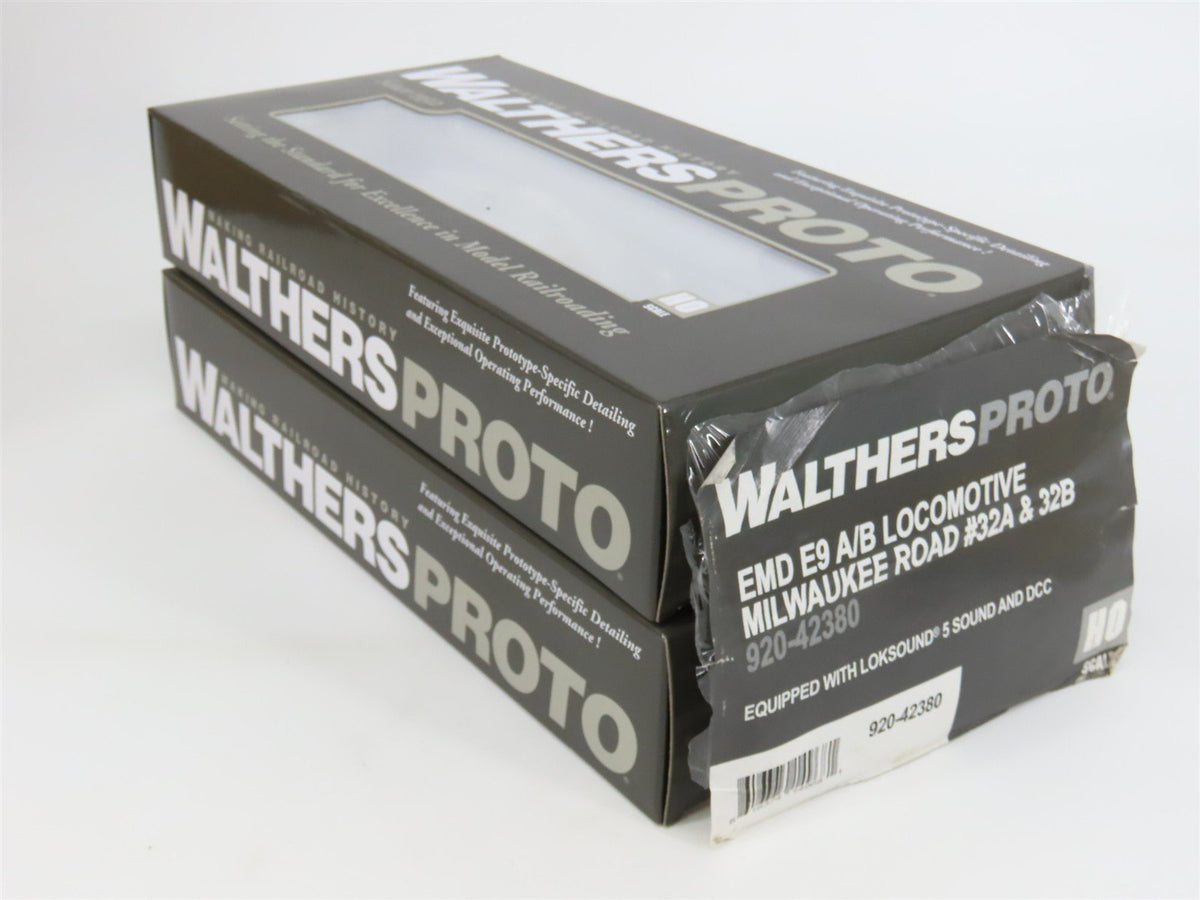 HO Walthers Proto 920-42380 MILW &quot;UP Paint&quot; EMD E9A/B Diesel Set w/ DCC &amp; Sound
