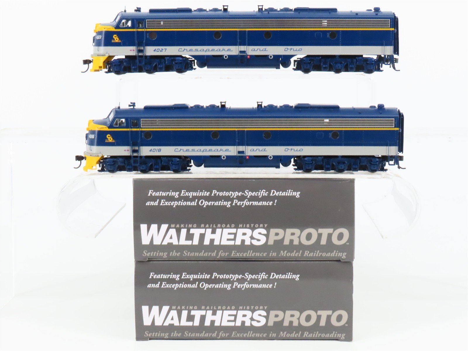 HO Walthers Proto 920-42361 C&O Chesapeake & Ohio E8A/A Diesel Set w/DCC & Sound