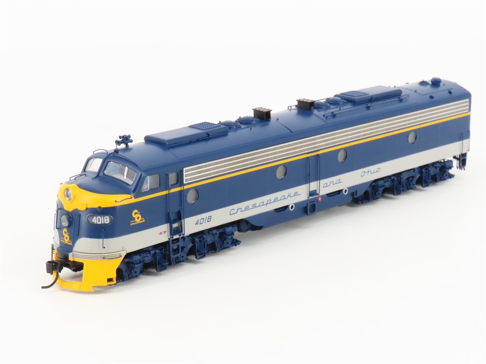 HO Walthers Proto 920-42361 C&O Chesapeake & Ohio E8A/A Diesel Set w/DCC & Sound