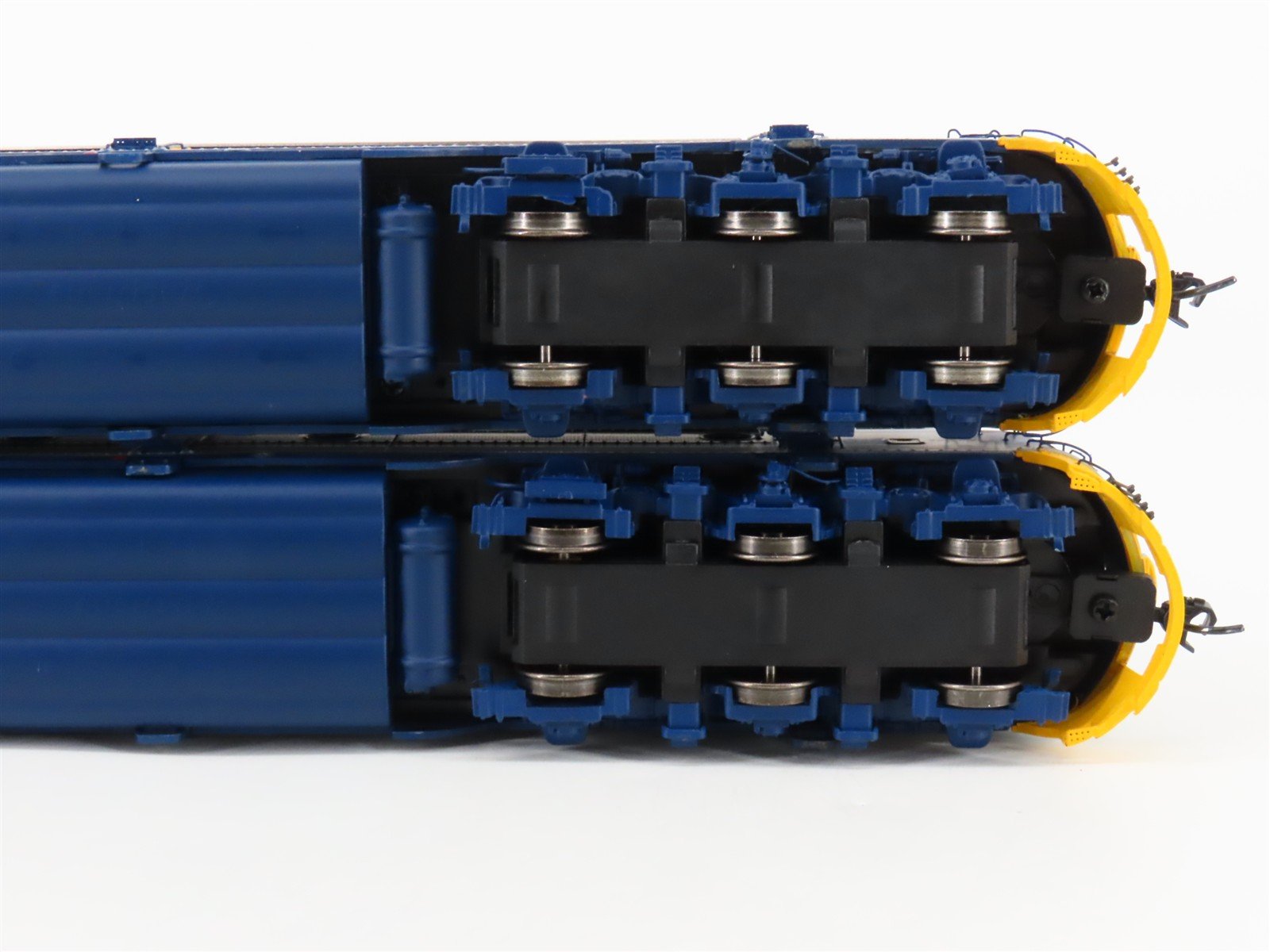 HO Walthers Proto 920-42361 C&O Chesapeake & Ohio E8A/A Diesel Set w/DCC & Sound