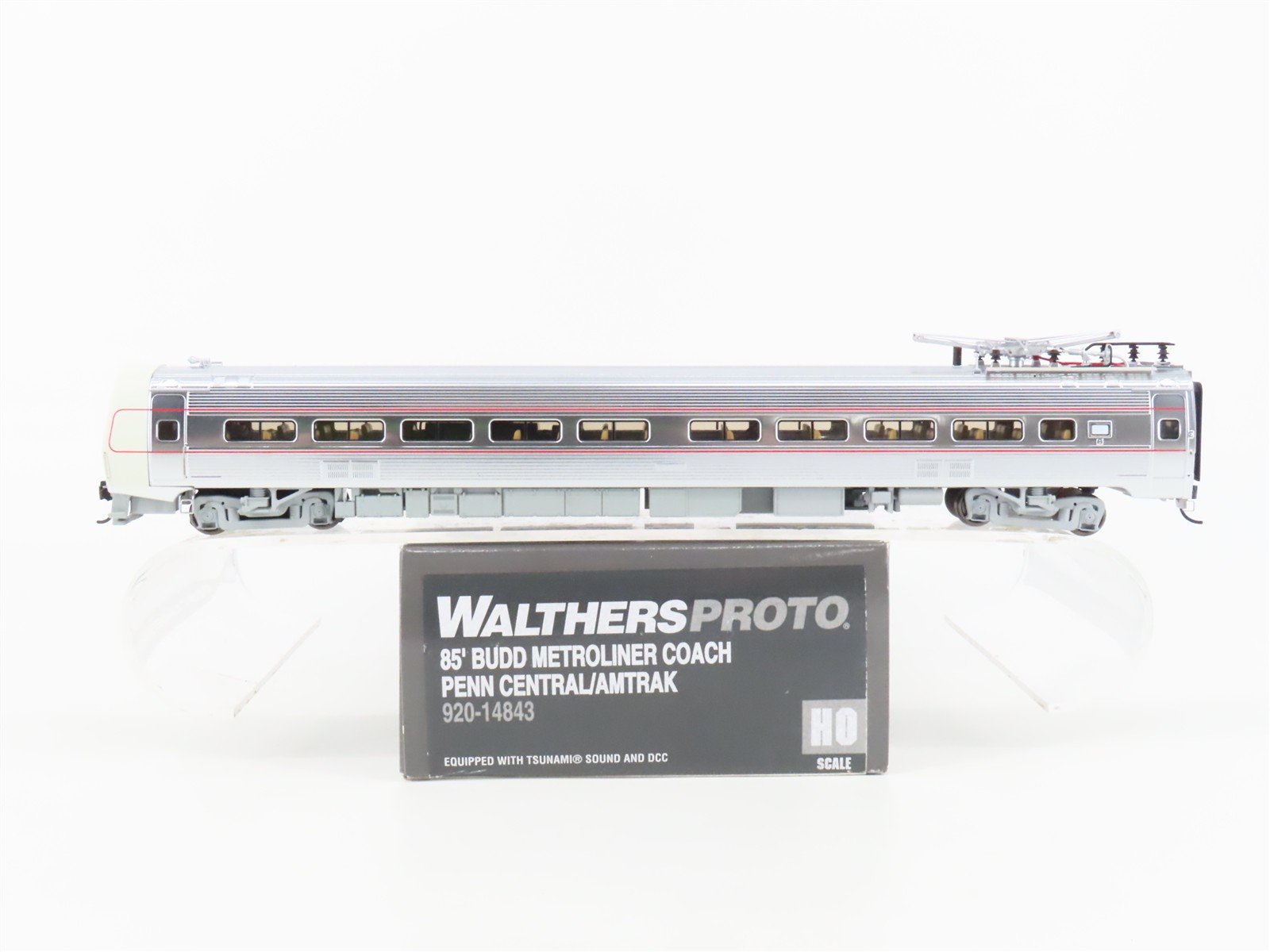 HO Walthers Proto 920-14843 PC/AMTK Budd 85' Metroliner Electric w/ DCC & Sound