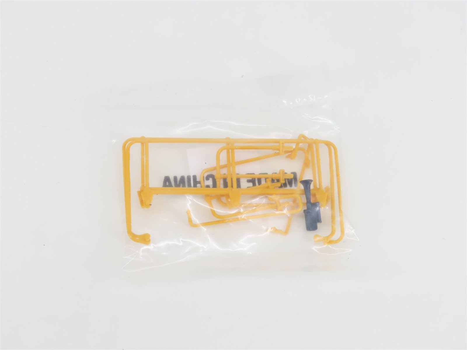 O Scale 2-Rail Atlas 6177-2 C&O Chesapeake & Ohio EMD SW9 Diesel Switcher #5244