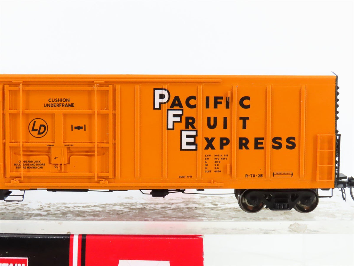 HO Scale InterMountain 48812-04* UPFE Union Pacific Fruit Express Reefer #460483
