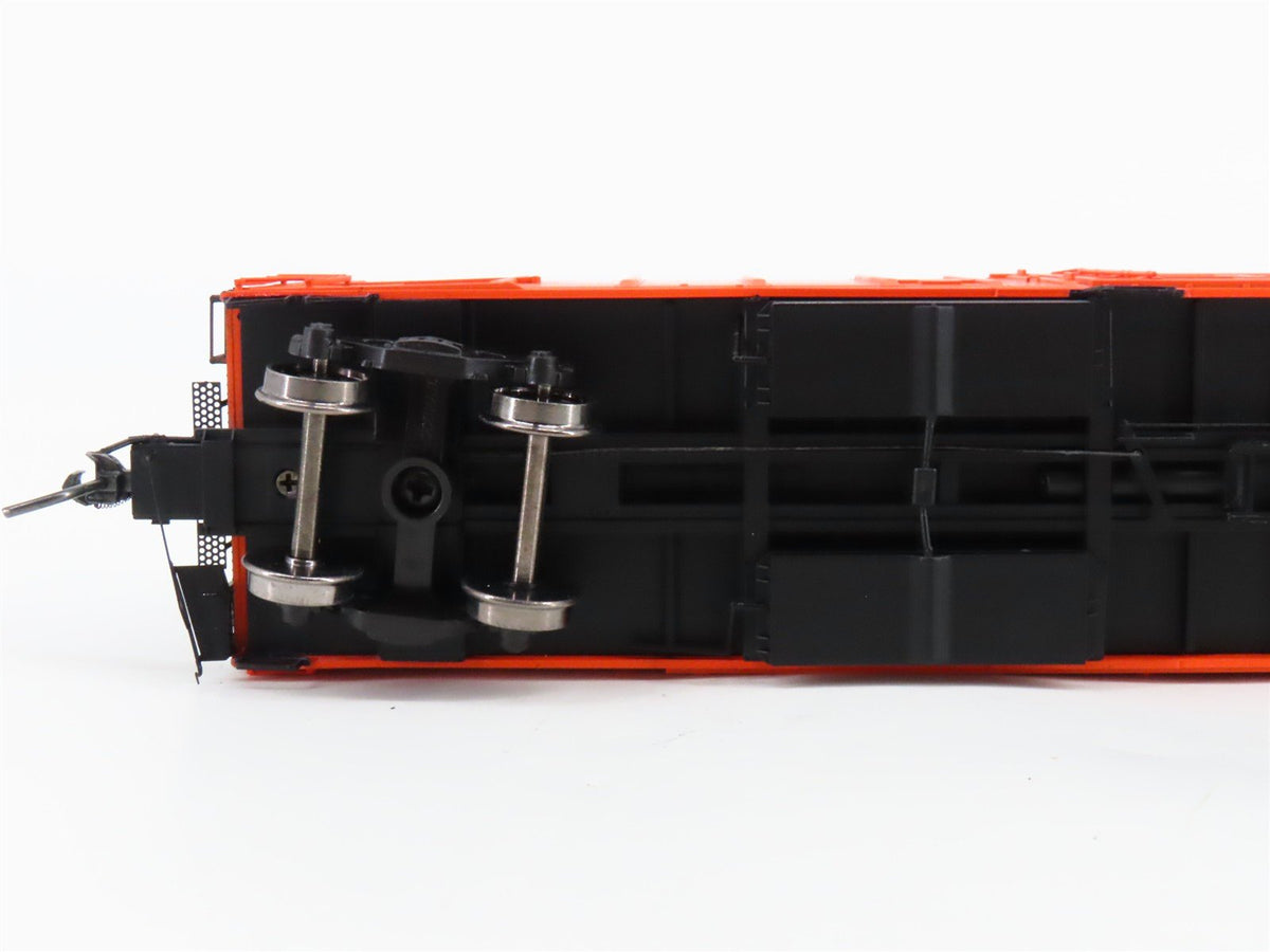 HO Scale InterMountain 48815-03* MILW Milwaukee Road Mechanical Reefer #9833