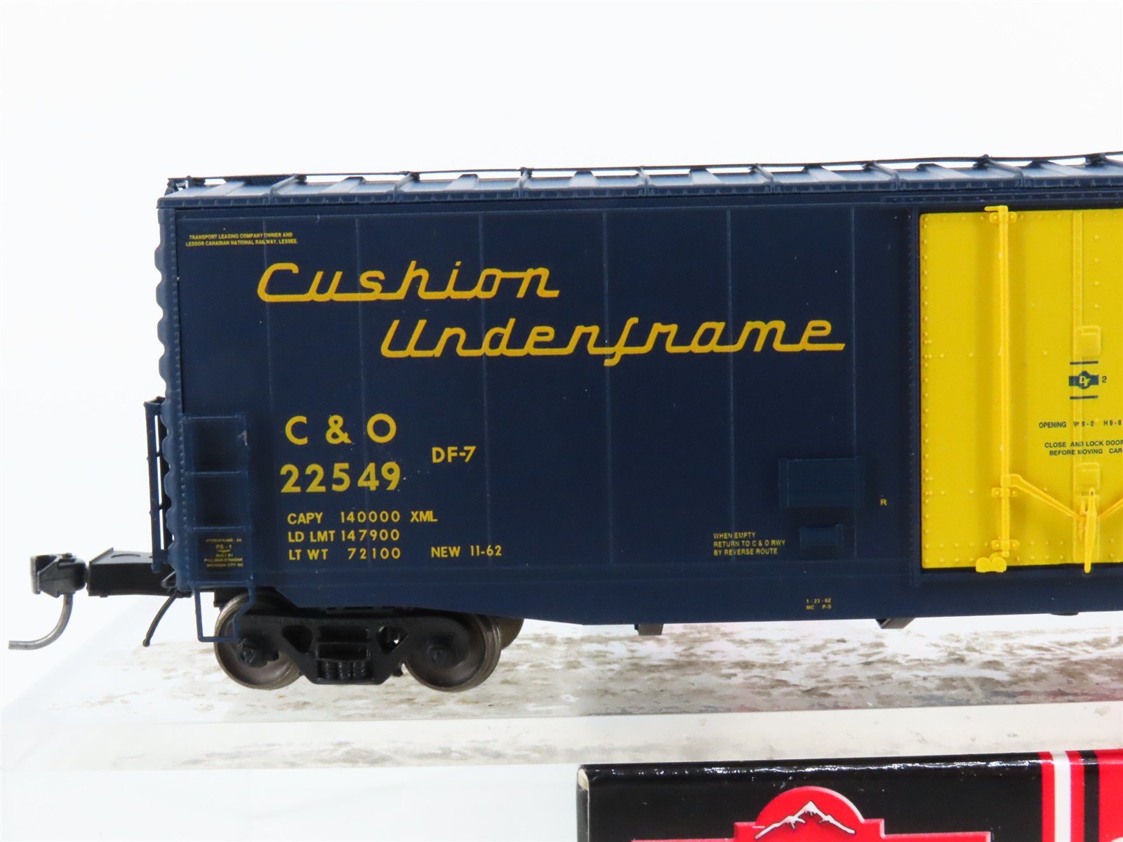 HO Scale InterMountain 45957-06 C&O Chesapeake & Ohio 50' Box Car #22549