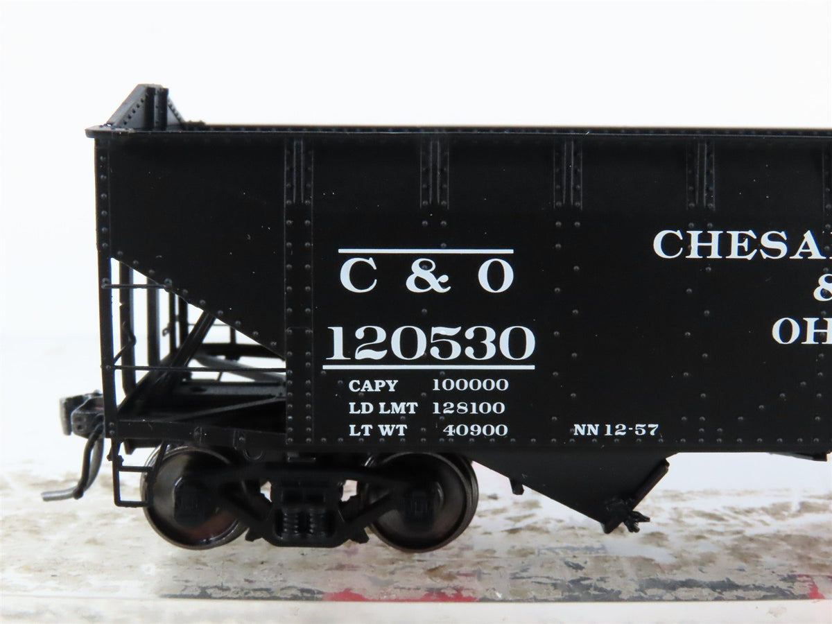 HO Scale InterMountain 47169-07 C&amp;O Chesapeake &amp; Ohio 2-Bay Open Hopper #120530