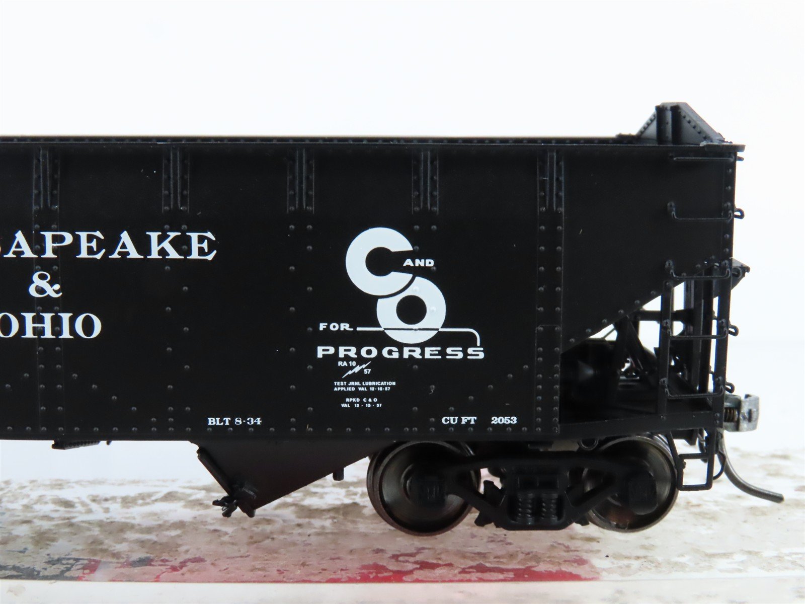 HO Scale InterMountain 47169-07 C&O Chesapeake & Ohio 2-Bay Open Hopper #120530