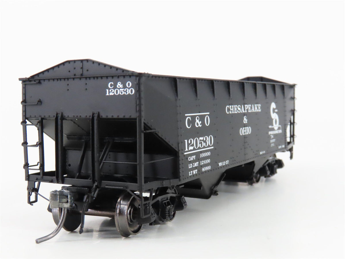 HO Scale InterMountain 47169-07 C&amp;O Chesapeake &amp; Ohio 2-Bay Open Hopper #120530