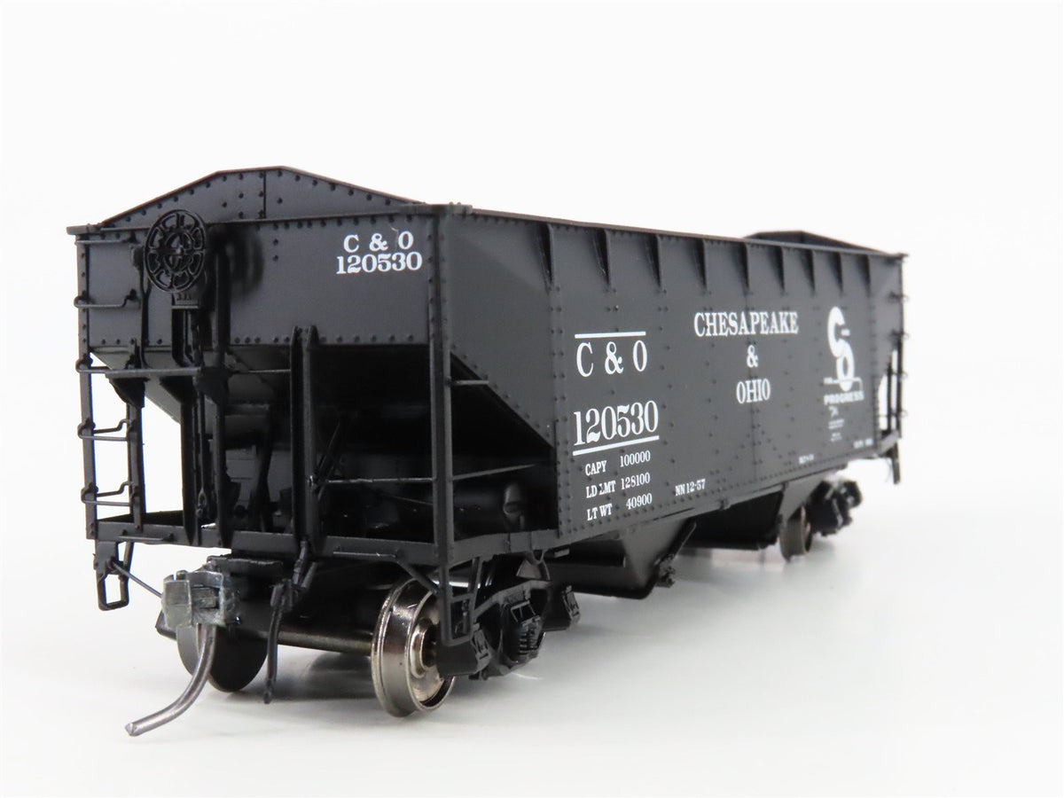 HO Scale InterMountain 47169-07 C&amp;O Chesapeake &amp; Ohio 2-Bay Open Hopper #120530