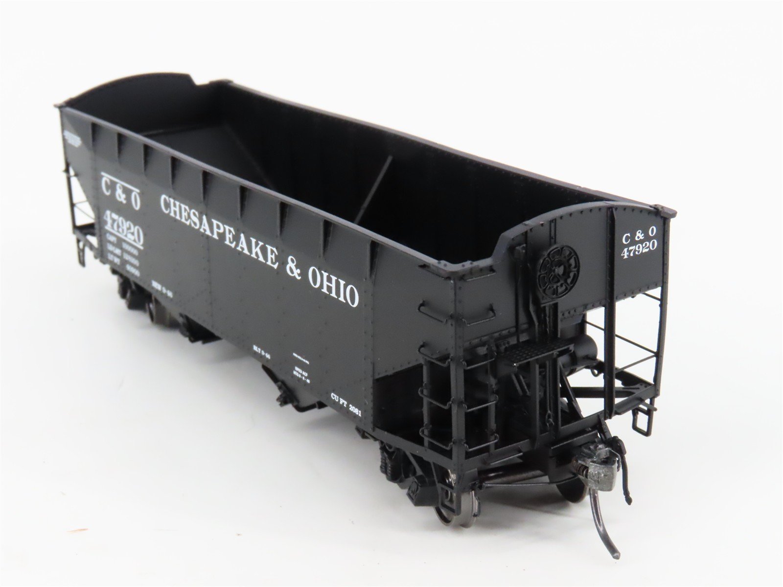 HO Scale InterMountain 47172-05* C&O Chesapeake & Ohio 2-Bay Open Hopper #47920