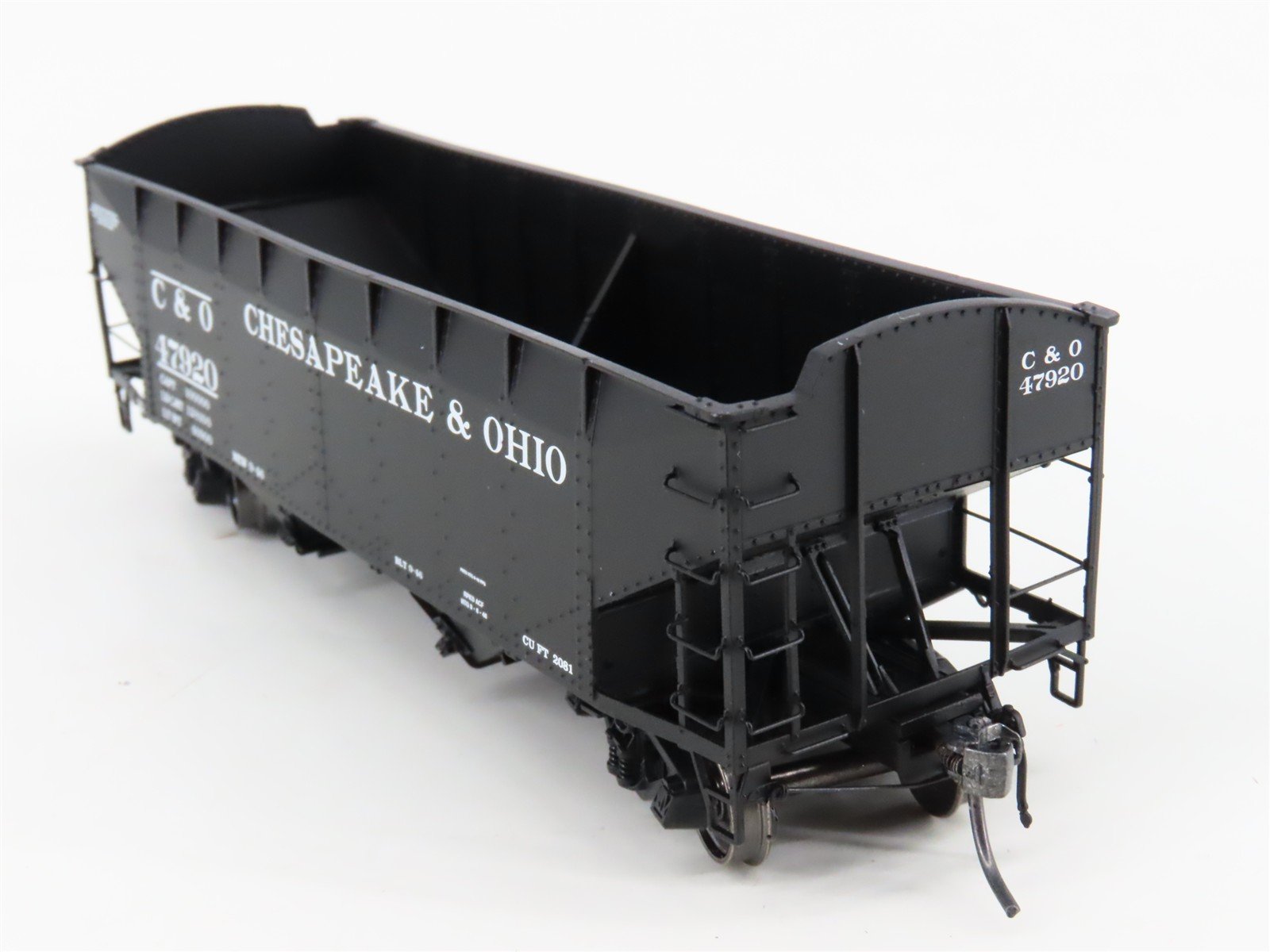 HO Scale InterMountain 47172-05* C&O Chesapeake & Ohio 2-Bay Open Hopper #47920