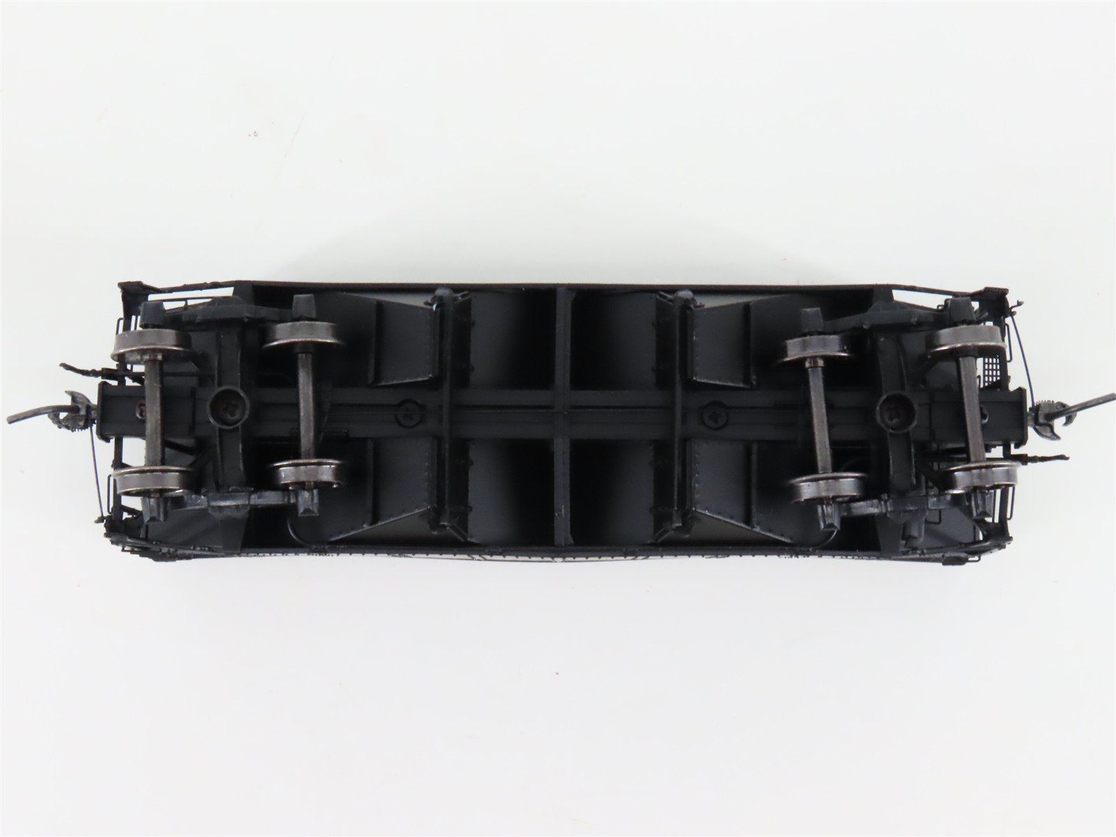 HO Scale InterMountain 47172-05* C&O Chesapeake & Ohio 2-Bay Open Hopper #47920