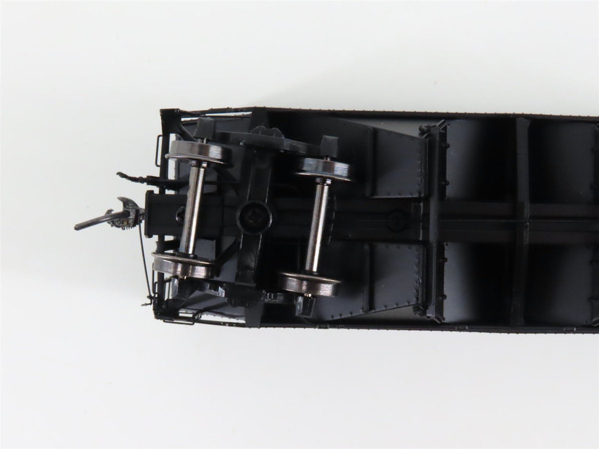 HO Scale InterMountain 47167-09* C&amp;O Chesapeake &amp; Ohio 2-Bay Open Hopper #121613