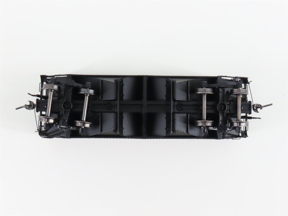 HO Scale InterMountain 47167-09* C&amp;O Chesapeake &amp; Ohio 2-Bay Open Hopper #121613