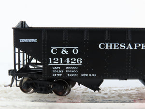HO Scale InterMountain 47167-07* C&O Chesapeake & Ohio 2-Bay Open Hopper #121426