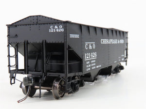 HO Scale InterMountain 47167-07* C&O Chesapeake & Ohio 2-Bay Open Hopper #121426