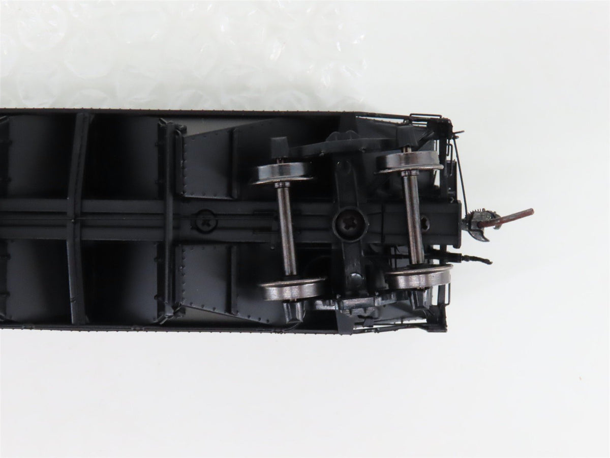 HO Scale InterMountain 47167-07* C&amp;O Chesapeake &amp; Ohio 2-Bay Open Hopper #121426