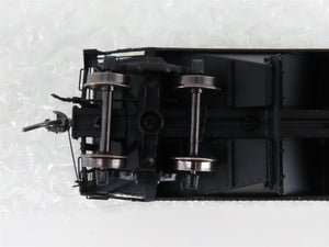 HO Scale InterMountain 47167-08* C&O Chesapeake & Ohio 2-Bay Open Hopper #121581