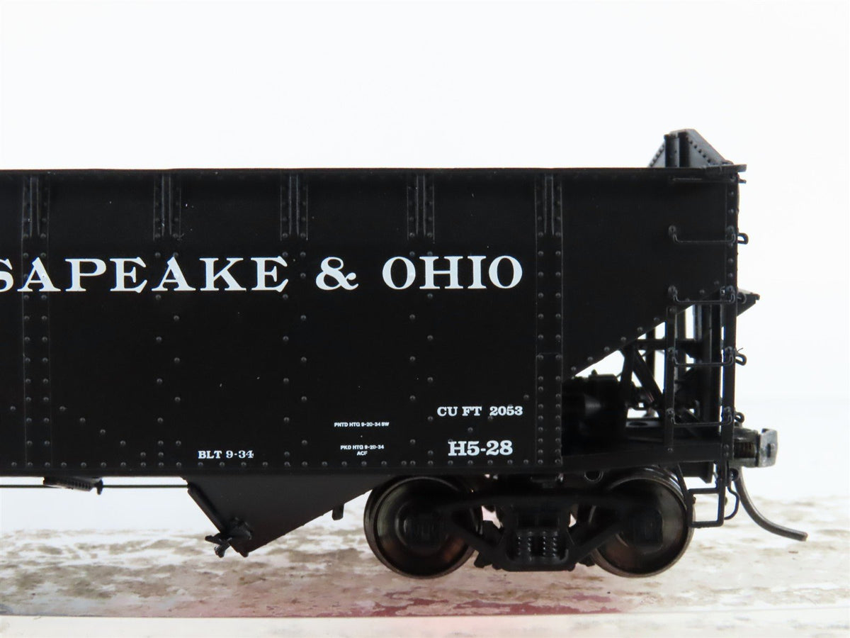 HO Scale InterMountain 47167-12* C&amp;O Chesapeake &amp; Ohio 2-Bay Open Hopper #121847