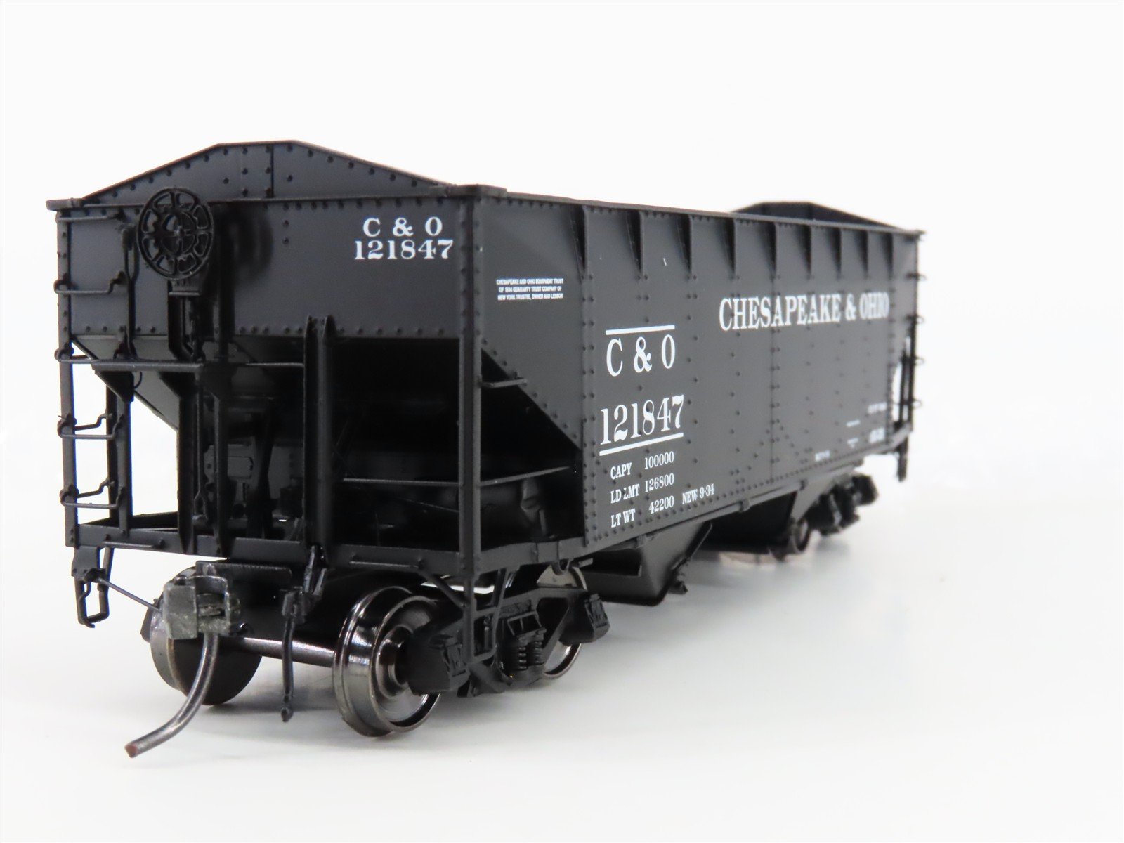 HO Scale InterMountain 47167-12* C&O Chesapeake & Ohio 2-Bay Open Hopper #121847