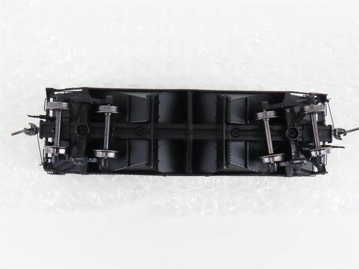 HO Scale InterMountain 47167-12* C&amp;O Chesapeake &amp; Ohio 2-Bay Open Hopper #121847