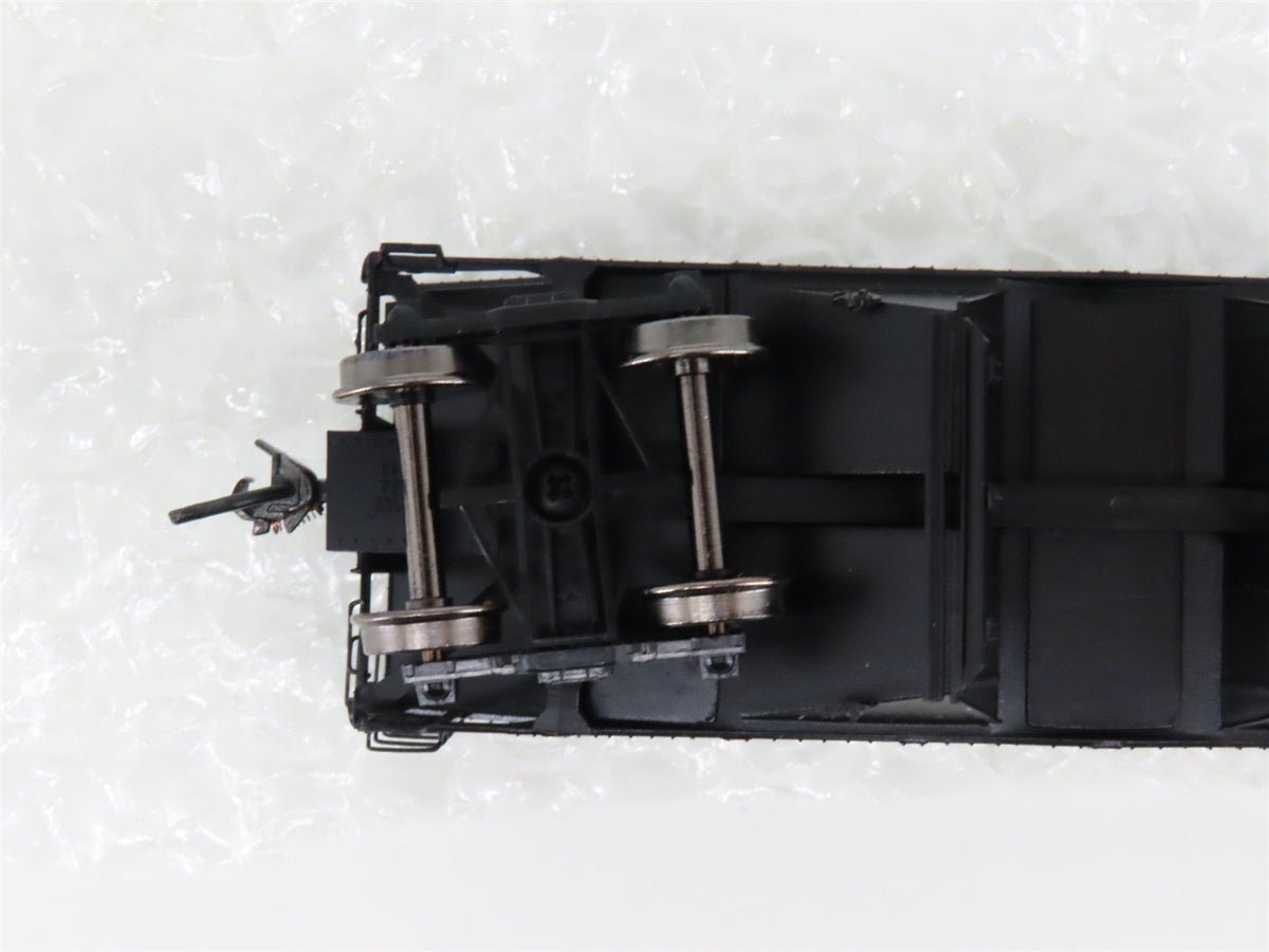 HO Scale InterMountain T452905-11 C&amp;O Chesapeake &amp; Ohio 2-Bay Open Hopper #63626