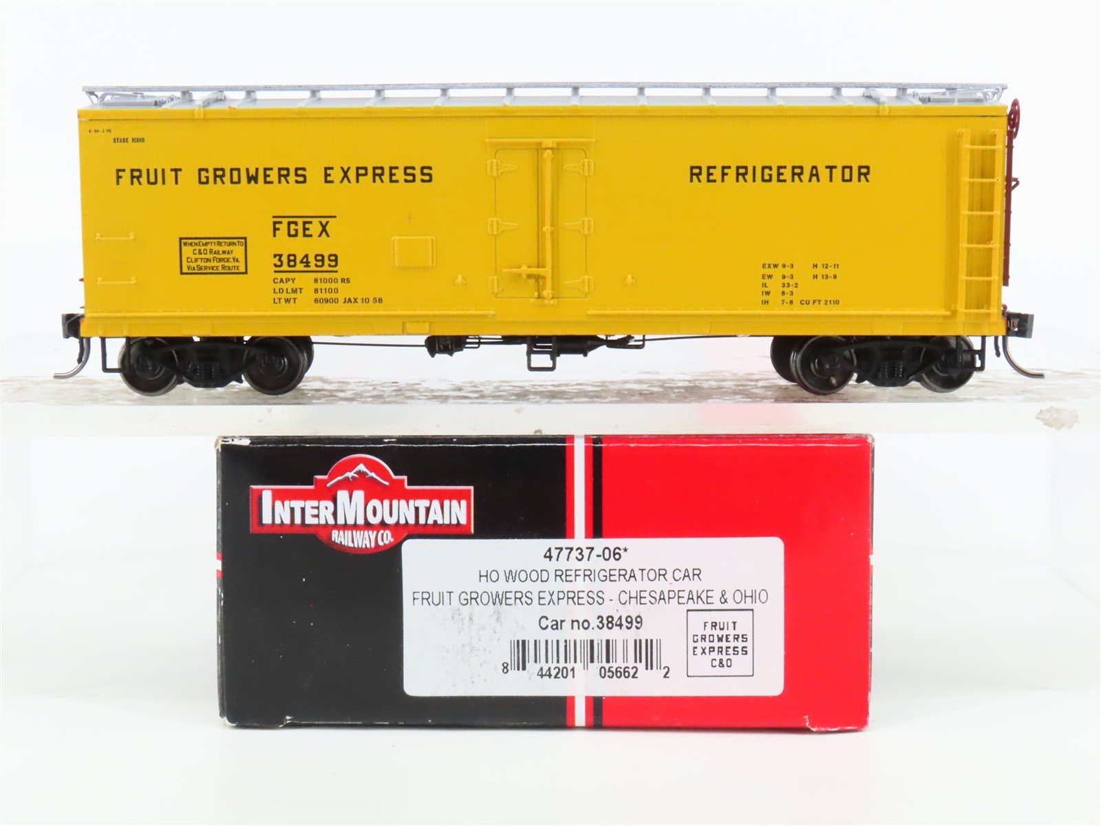 HO Scale InterMountain 47737-06* C&O FGEX Fruit Growers Express Reefer #38499