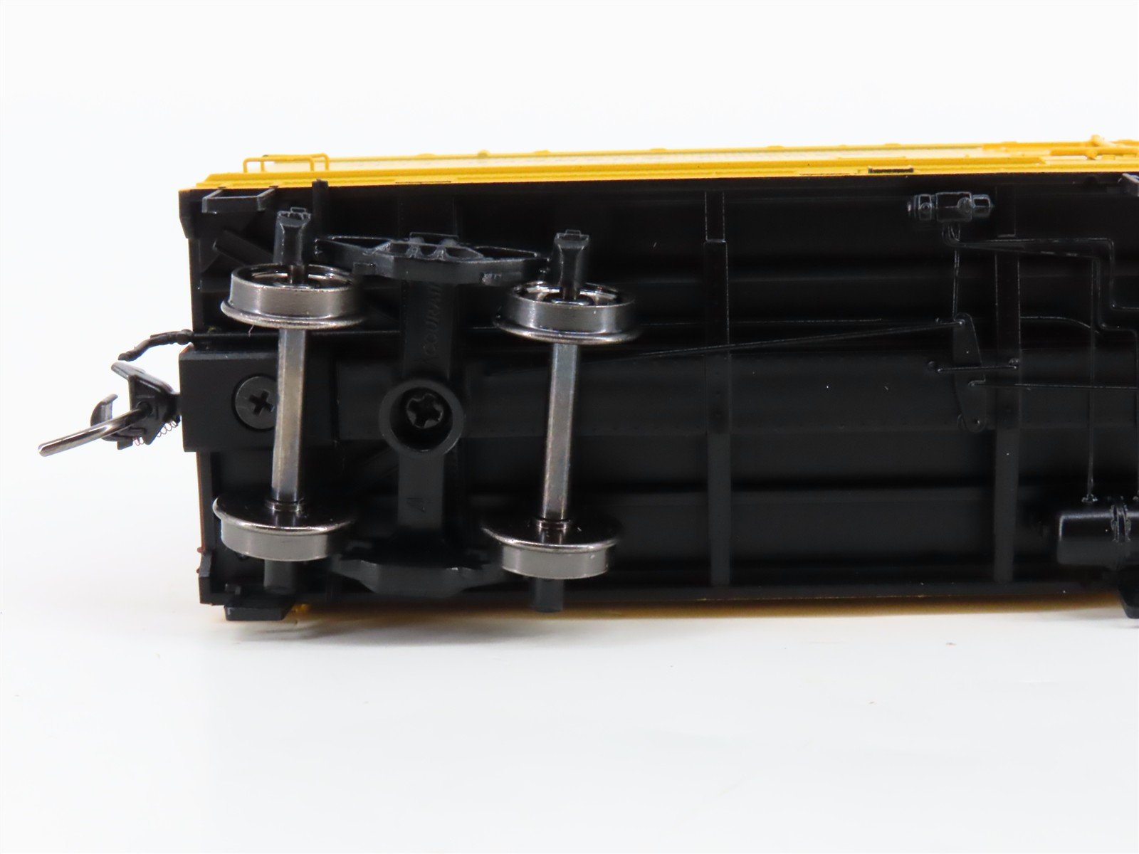 HO Scale InterMountain 47737-06* C&O FGEX Fruit Growers Express Reefer #38499