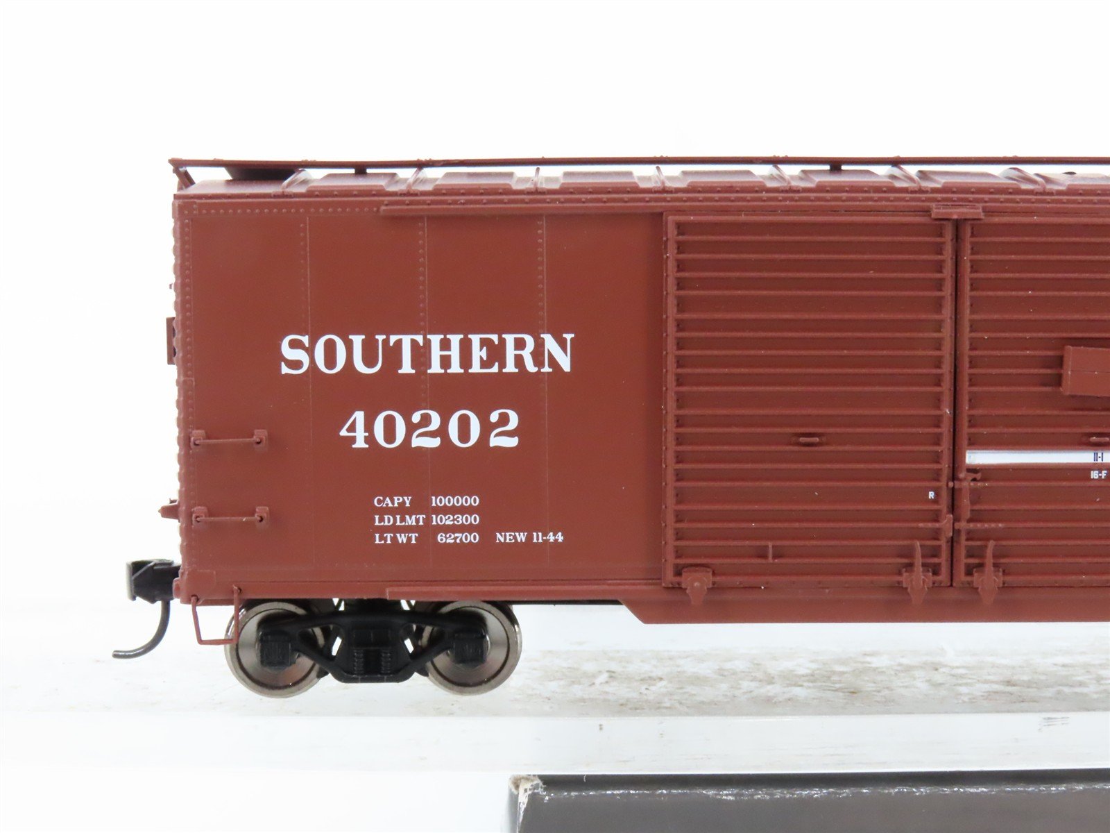 HO Scale Walthers Proto 920-101682 SOU Southern Railway 50' Box Car #40202