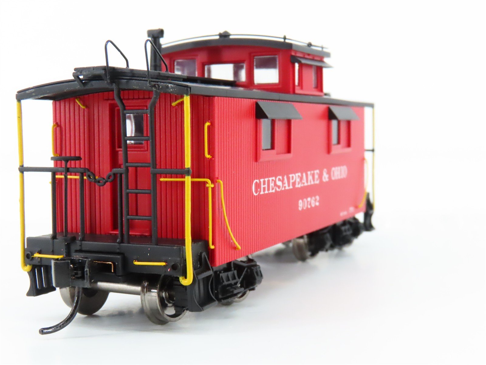 HO Scale Walthers Proto 920-103155 C&O Chesapeake & Ohio 25' Caboose #90762