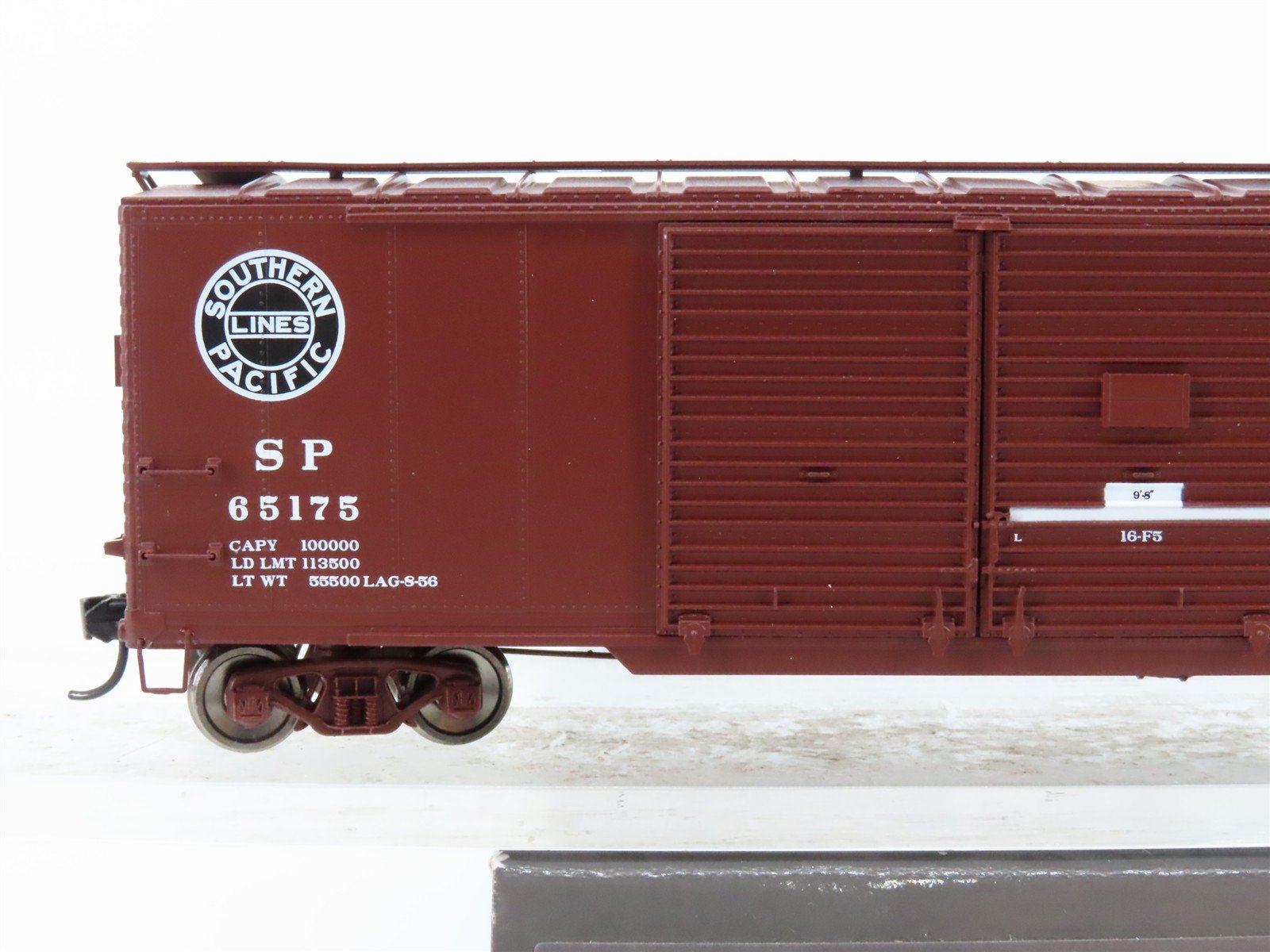 HO Scale Walthers Proto 920-101685 SP Southern Pacific 50' Box Car #65175