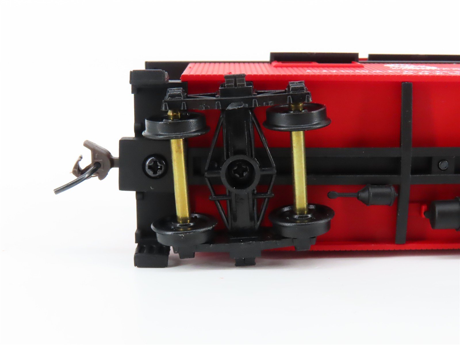 HO Scale Walthers 932-7522 C&O Chesapeake & Ohio 25' Wood Caboose #90795