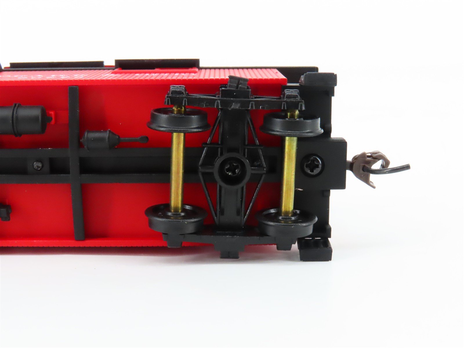 HO Scale Walthers 932-7521 C&O Chesapeake & Ohio 25' Wood Caboose #90776