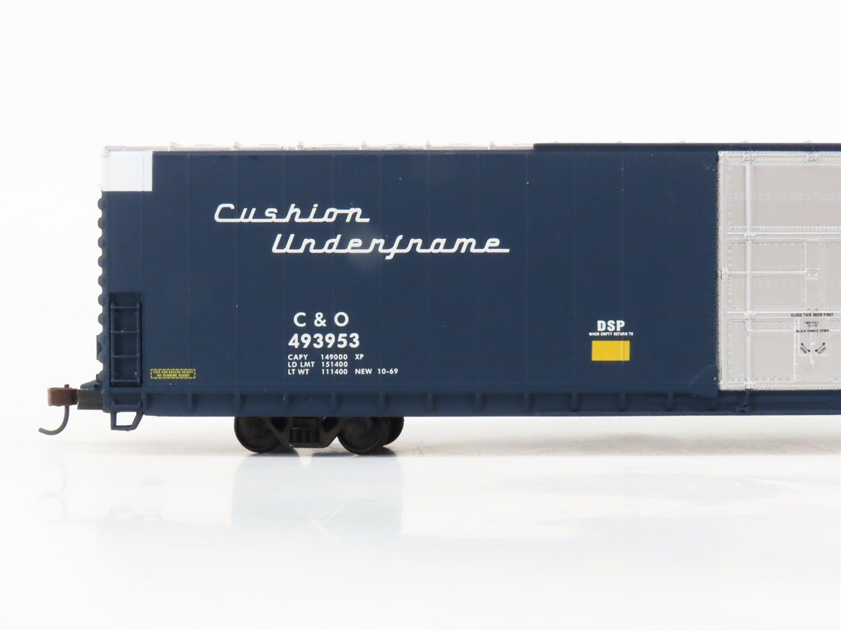 HO Scale Walthers 932-23504 C&amp;O Chesapeake &amp; Ohio 86&#39; Hi-Cube Box Car 2-Pack