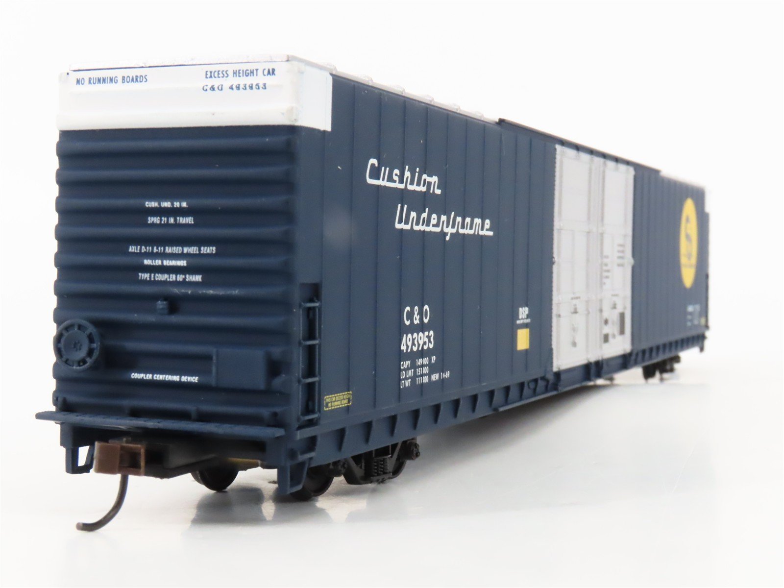 HO Scale Walthers 932-23504 C&O Chesapeake & Ohio 86' Hi-Cube Box Car 2-Pack