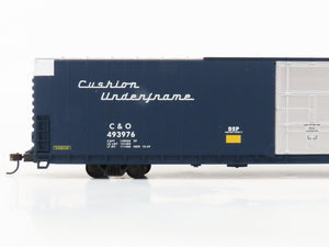 HO Scale Walthers 932-23504 C&O Chesapeake & Ohio 86' Hi-Cube Box Car 2-Pack