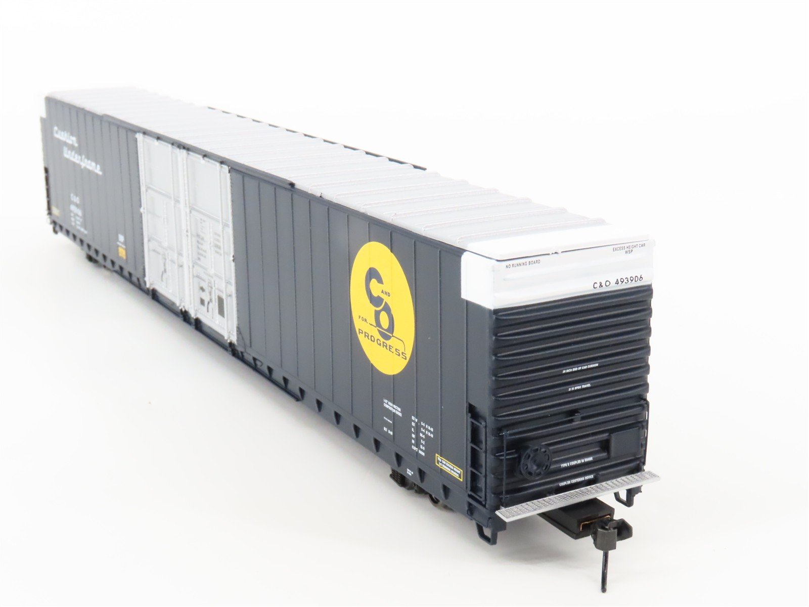 HO Scale Walthers Proto 920-102112 C&O Chesapeake & Ohio 86' Box Car #493906