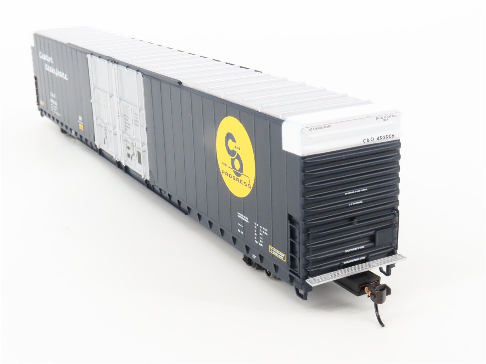 HO Scale Walthers Proto 920-102112 C&O Chesapeake & Ohio 86' Box Car #493906