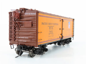 HO Scale InterMountain 47402-05 SP UP PFE Pacific Fruit Express Reefer #75652