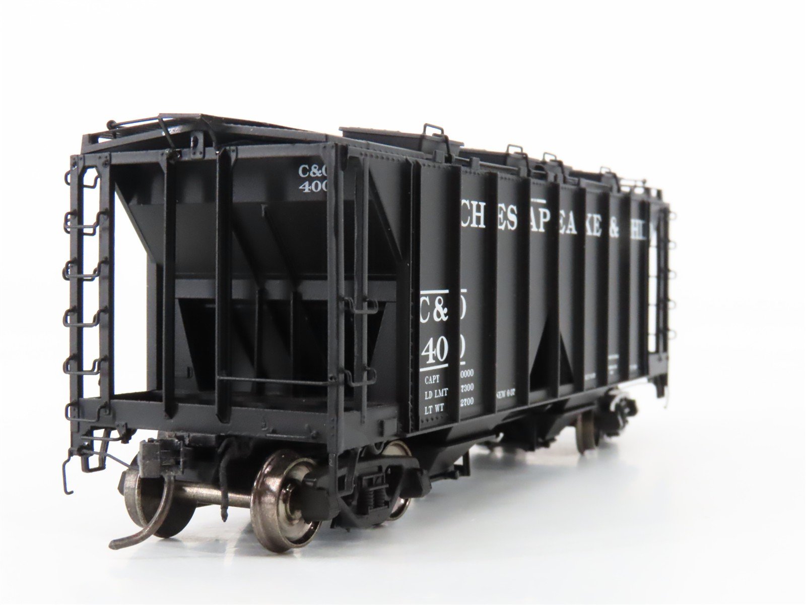 HO Scale InterMountain 48601-01* C&O Chesapeake & Ohio 2-Bay Hopper #400