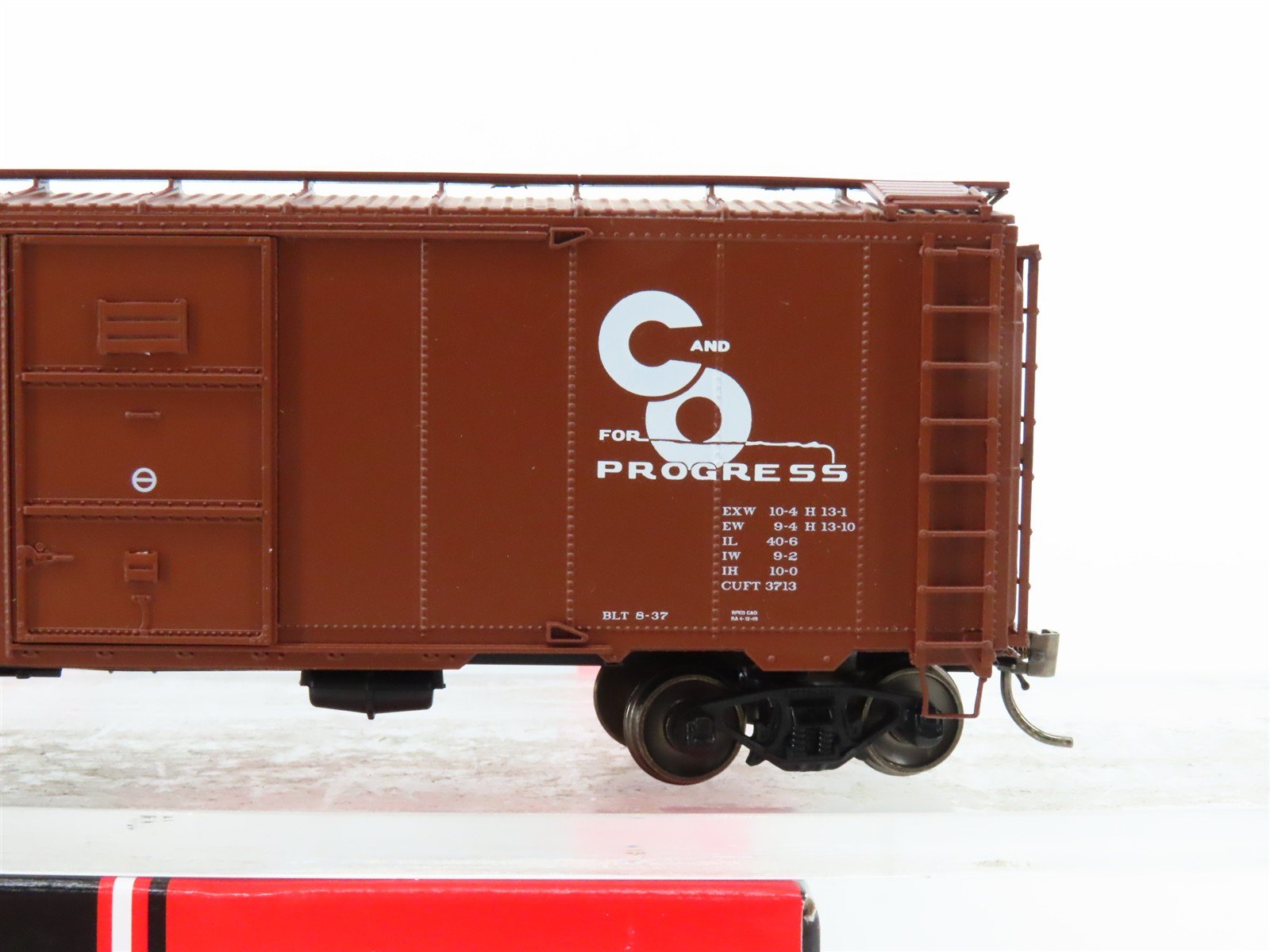 HO Scale InterMountain 45794-05 C&O Chesapeake & Ohio Railroad 40' Box Car #5477