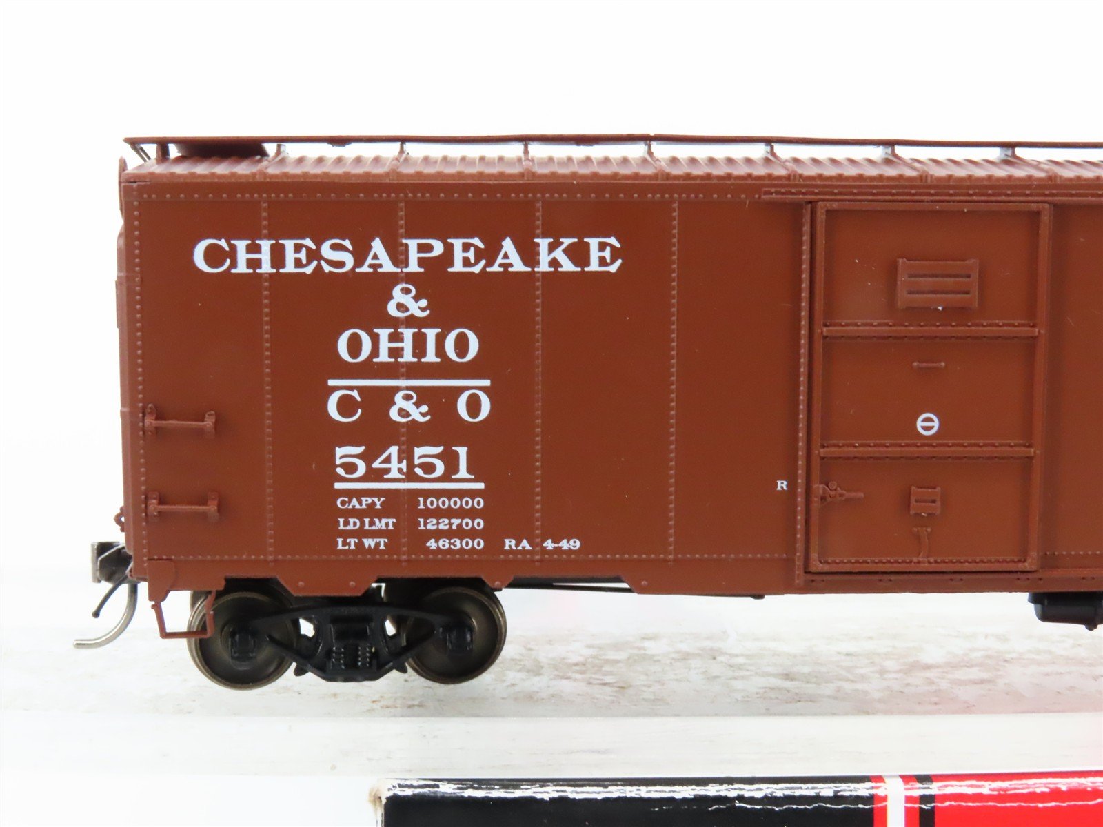 HO Scale InterMountain 45794-04 C&O Chesapeake & Ohio 40' Box Car #5451