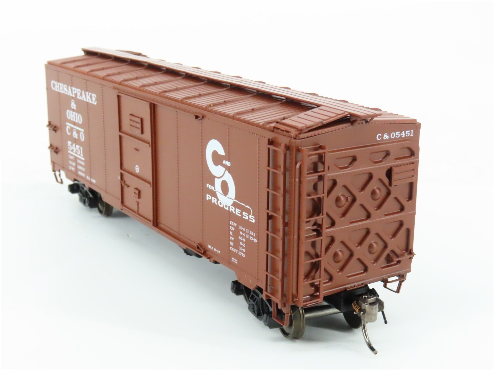 HO Scale InterMountain 45794-04 C&O Chesapeake & Ohio 40' Box Car #5451