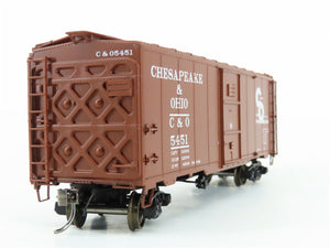 HO Scale InterMountain 45794-04 C&O Chesapeake & Ohio 40' Box Car #5451