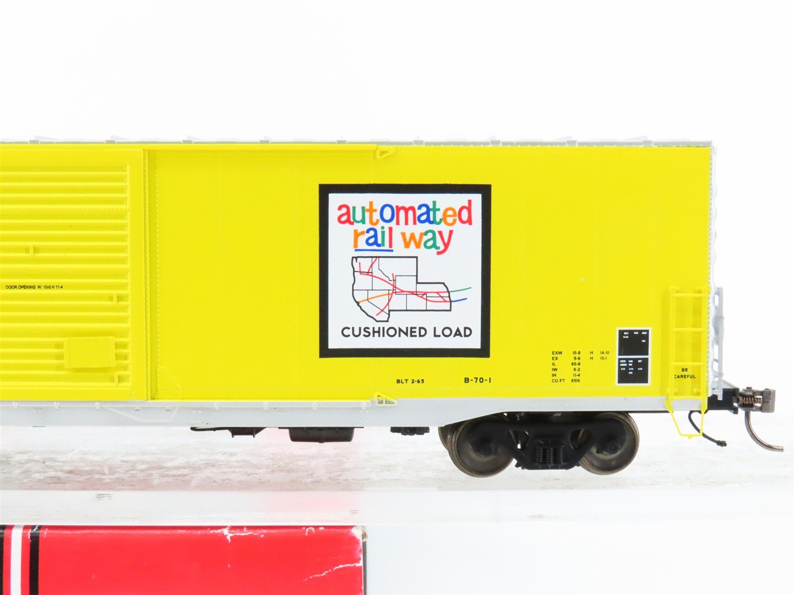 HO Scale InterMountain 46909-33 UP Union Pacific 60' Single Door Box Car #1960s