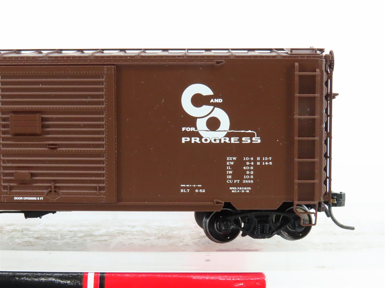 HO Scale InterMountain 45489-05* C&O Chesapeake & Ohio 40' Box Car #18384